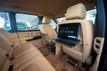 2026 ROLLS-ROYCE CULLINAN — миниатюра 12