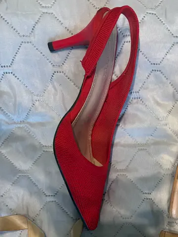 Pre-loved shoes