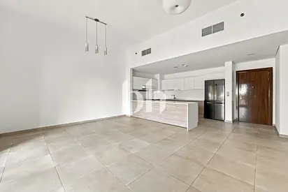 Low Floor | Large Terrace | Large layout