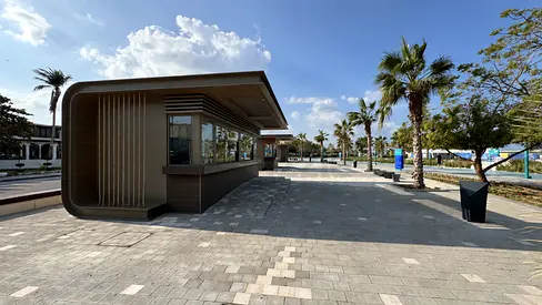 Beachfront F&B Kiosk for Sale – Jumeirah | High Footfall, Highly Rated on all platforms