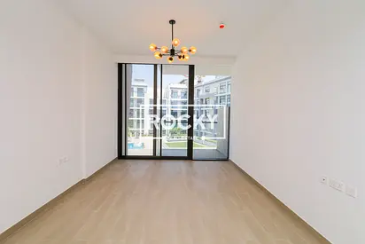 SPACIOUS STUDIO APARTMENT WITH BALCONY | GYM, POOL & PARKING | JUMEIRAH VILLAGE CIRCLE