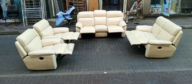 Cream leather 7-seater reclining sofa set - good condition