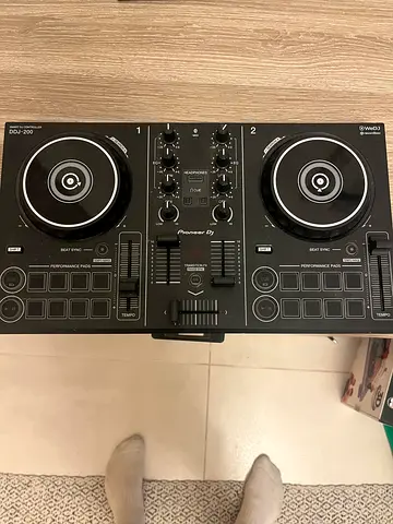 Pioneer DJ DDJ-200 Smart DJ Controller