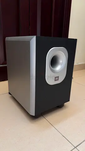 JBL Powered Subwoofer - Compact 10" (Good Working Condition)