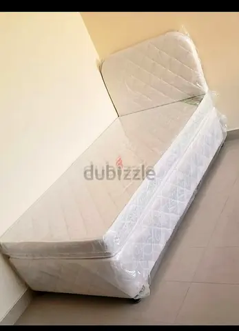 Single Bed with Mattress and Headboard 90X190 CM