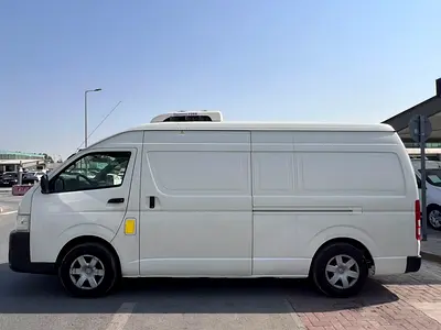 2018 Toyota HIACE — фото 3