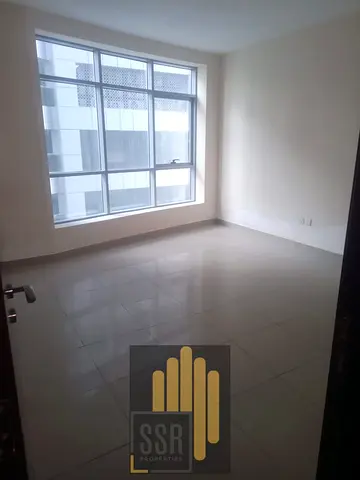 SAHARA TOWERS-2 HUGE LAYPOU SPACIOUS 1BHK WITH BALCONY GYM POOL NEXT TO SAHARA MALL