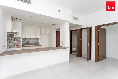 Corner Unit | High Floor | Sports View