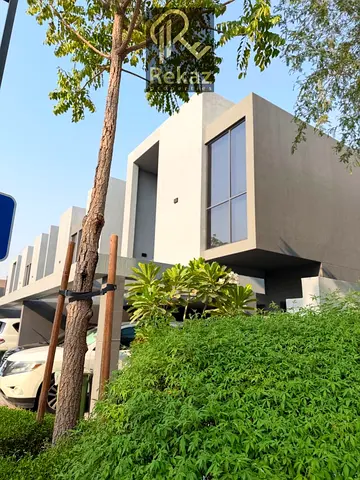 Ready To Move | Upgraded 3BR Corner | Ready Garden | Sendian, Masaar
