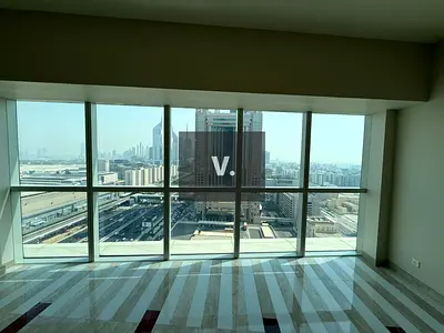 Close to Metro | Popular Layout and Amazing View