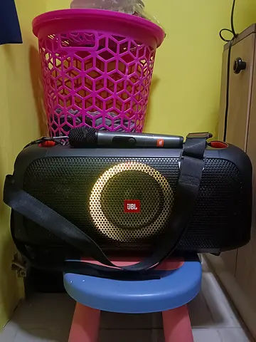 JBL PARTYBOX ON THE GO ESSENTIAL