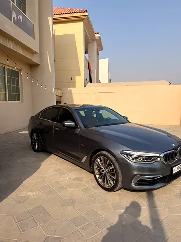 2017 BMW 5-SERIES 照片 3