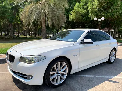 صورة 4 لـ 2011 BMW 5-SERIES