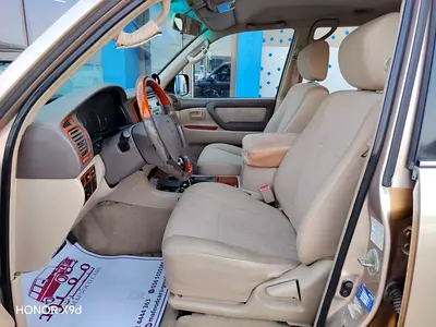 صورة 9 لـ 2005 Toyota LAND CRUISER