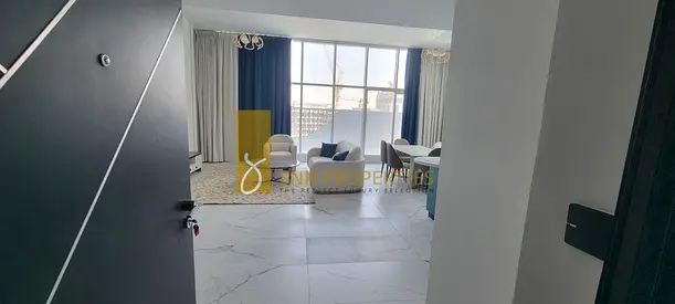 TOP FLOOR | LUXURIOUS FURNISHED | READY TO MOVE