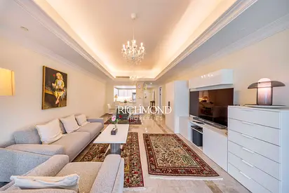 Refined Living | Turnkey 1 Bed | West Beach