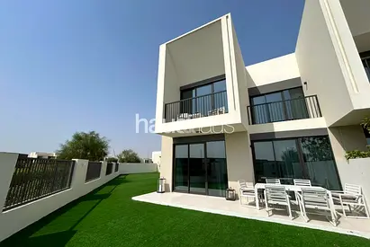 Huge Corner Plot | Landscaped Garden | Brand New