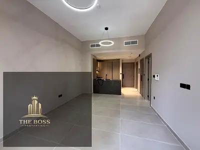 Brand New I Elegant Layout I Golf View
