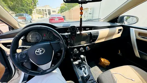 Toyota Corolla SE Plus 2015 GCC Specs