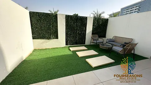 Elegant 2-Bedroom Townhouse Marbella II, Mina Al Arab | Garden View & Beach Access
