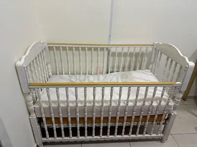 White Wooden Baby Crib with Mattress - Used
