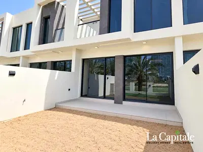 GOLF COURSE VIEW | WELL-MAINTAINED | VACANT