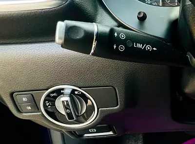 2018 Infiniti Q30 照片 15