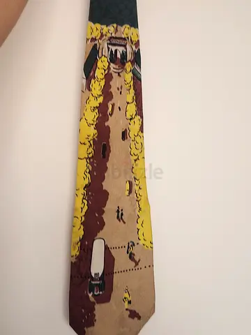 Vintage Formate Graphic Art Silk Tie – Avenue & Classic Cars Illustration (Made in Japan)