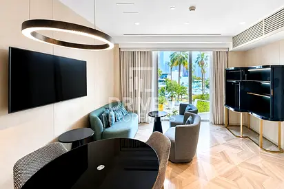 High-ROI Investment Opportunity | Corner Sea View