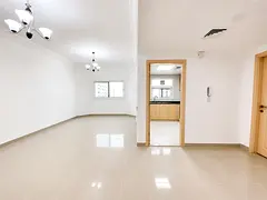 VERY SPECIOUS APARTMENT FULLY FAMILY BUILDING READY TO MOVE HOT OFFER MAINTENANCE FREE 30 DAYS FREE