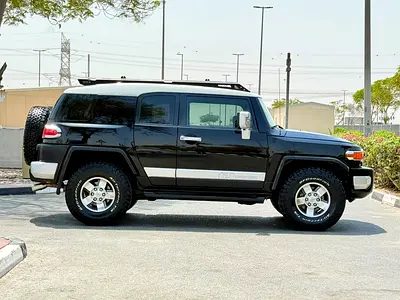 2010 Toyota FJ CRUISER — фото 4
