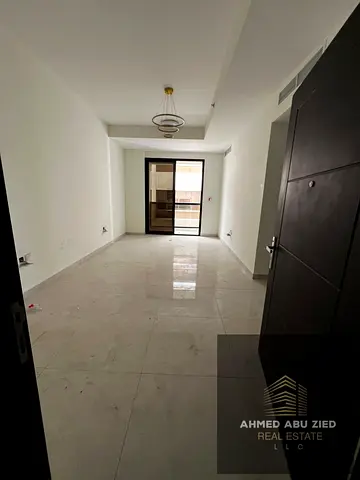 أول ساكن _ غرفة ماستر _ 3 حمامات _ بلكونة واسعة _ مساحة كبيرة _ تشطيبات حديثة _ موقع مميز _ جاهزة للسكن _ أمان وحماية _ موقع مميز _ بجوار جميع الخدمات