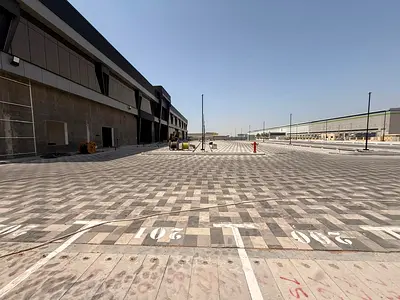 DEPARTMENT STORES available for rent in DIC - 2,700,000/- 21390 SQFT