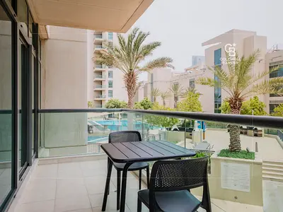 The Links East | Low Floor | Pool View