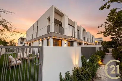 True Corner Unit | Large Plot | Vacant Soon
