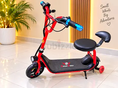 Kids Electric Scooter with Seat and Training Wheels - Red