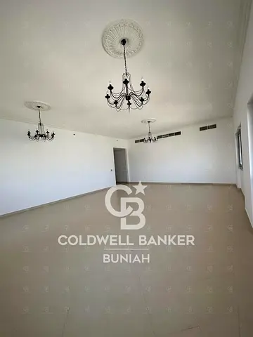 Luxurious | Spaciuos | Great Ventilation | Great Deal