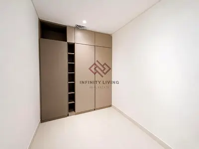 Luxury 1-Bedroom Apartment with Maid's Room | H Three by Aurora, JVC