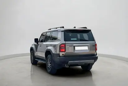 2025 Toyota PRADO 照片 8