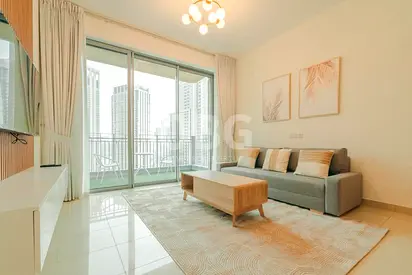 Luxury | Furnished | Fountain View |Vacant 1st Oct