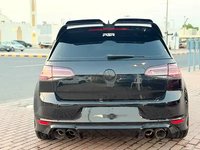 صورة 7 لـ 2017 Volkswagen GOLF R