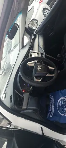 صورة 18 لـ 2019 Toyota INNOVA