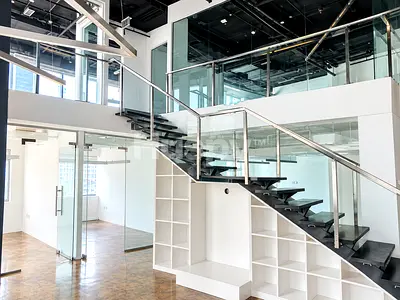 High Ceiling | Mezzanine | Vacant