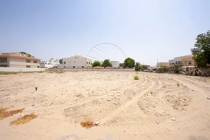 √Residential Plot | 30,000 SQFT | Prime Location√