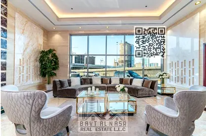 Available Now 1 Bedroom Hall in Conqueror Tower