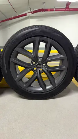 4 x 22” Genuine Range Rover Sport Alloy Wheels and Pirelli Tyres 285/45/R22