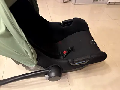 Infant car seat carrier