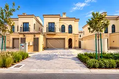 √Brand New Villa | Prime Location| Huge Backyard√