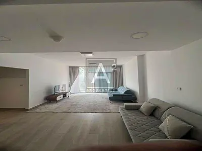 HIGH FLOOR | PANORAMIC VIEWS | SPACIOUS