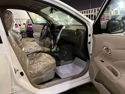 2019 Nissan SUNNY thumbnail 15